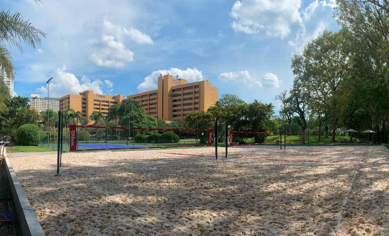 Hotel Transamerica São Paulo Exteriör bild The volleyball court at the University of Houston