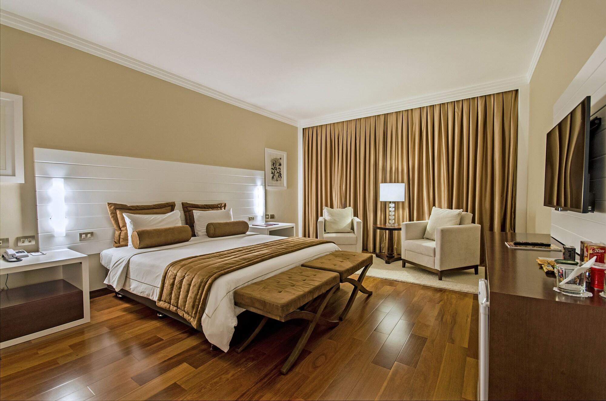 Hotel Transamerica São Paulo Exteriör bild A bedroom at the hotel