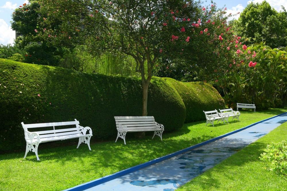 Hotel Transamerica São Paulo Exteriör bild The Rose Garden