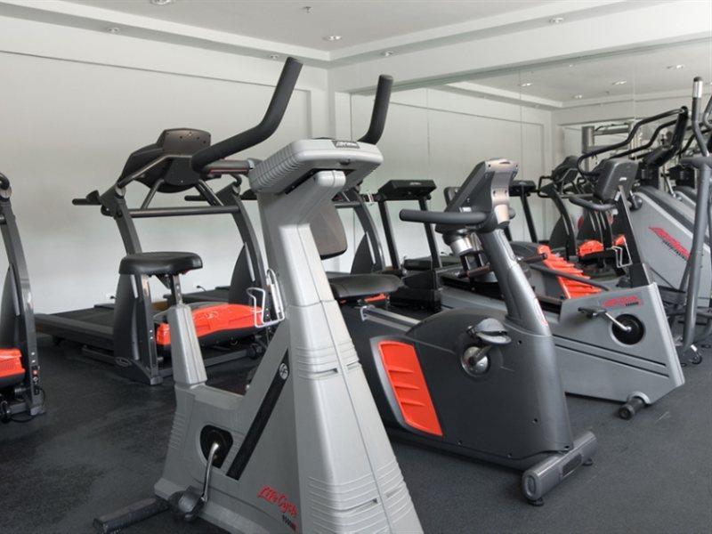 Hotel Transamerica São Paulo Exteriör bild A typical gym