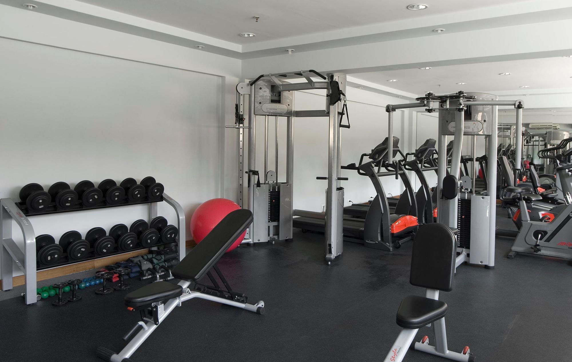 Hotel Transamerica São Paulo Exteriör bild The gym at the school