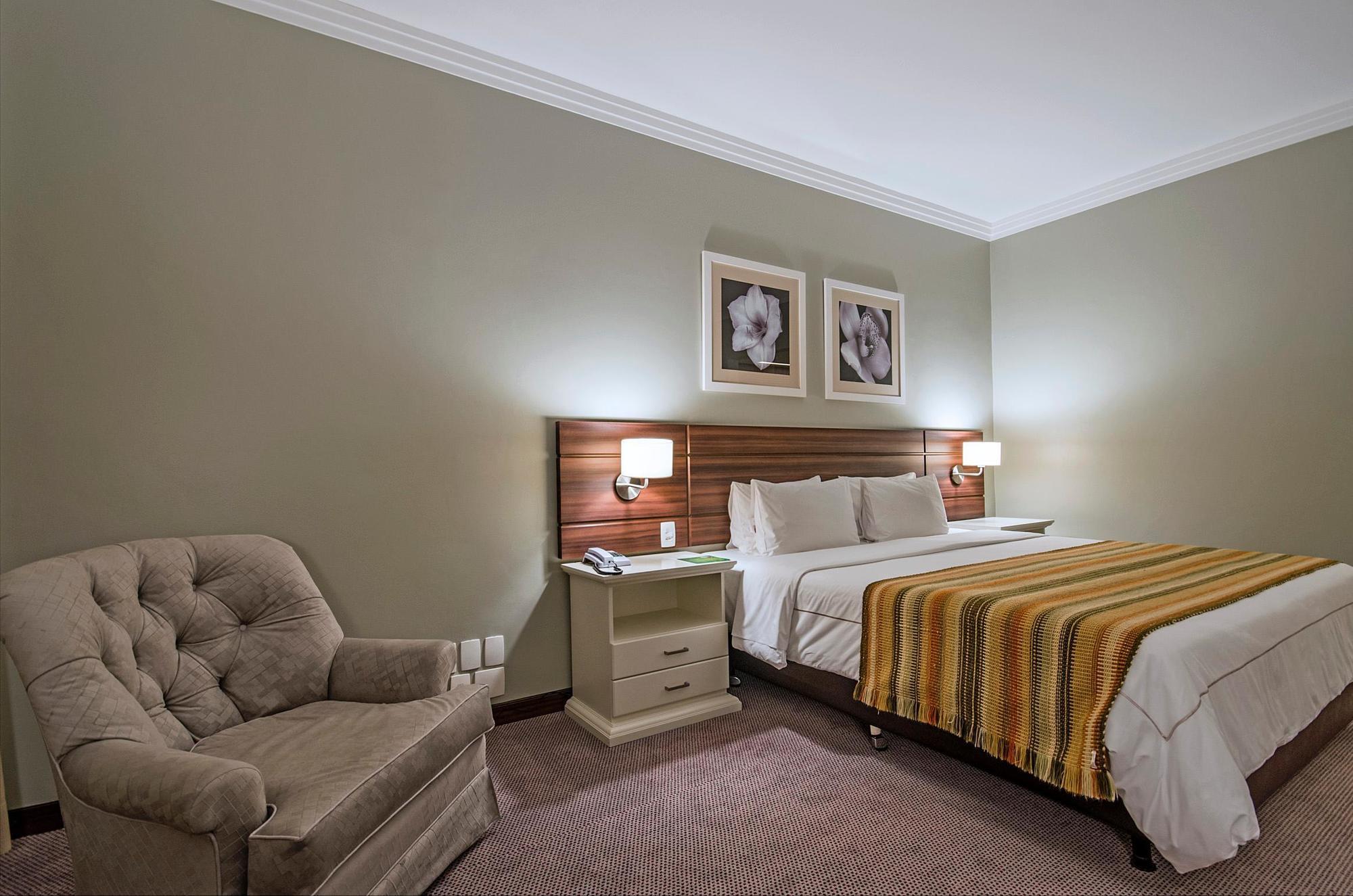 Hotel Transamerica São Paulo Exteriör bild A room at the hotel