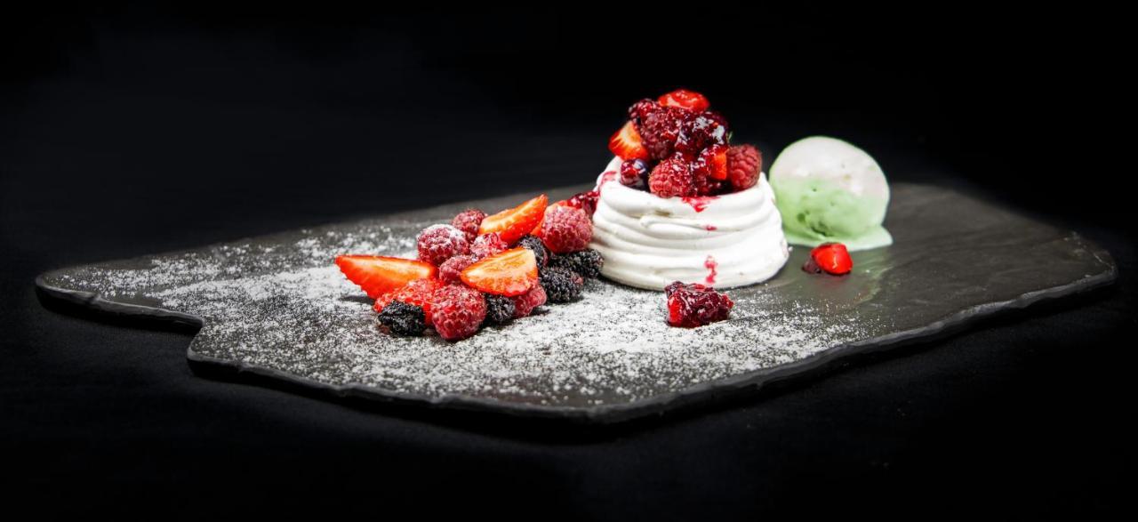 Hotel Transamerica São Paulo Exteriör bild A dessert