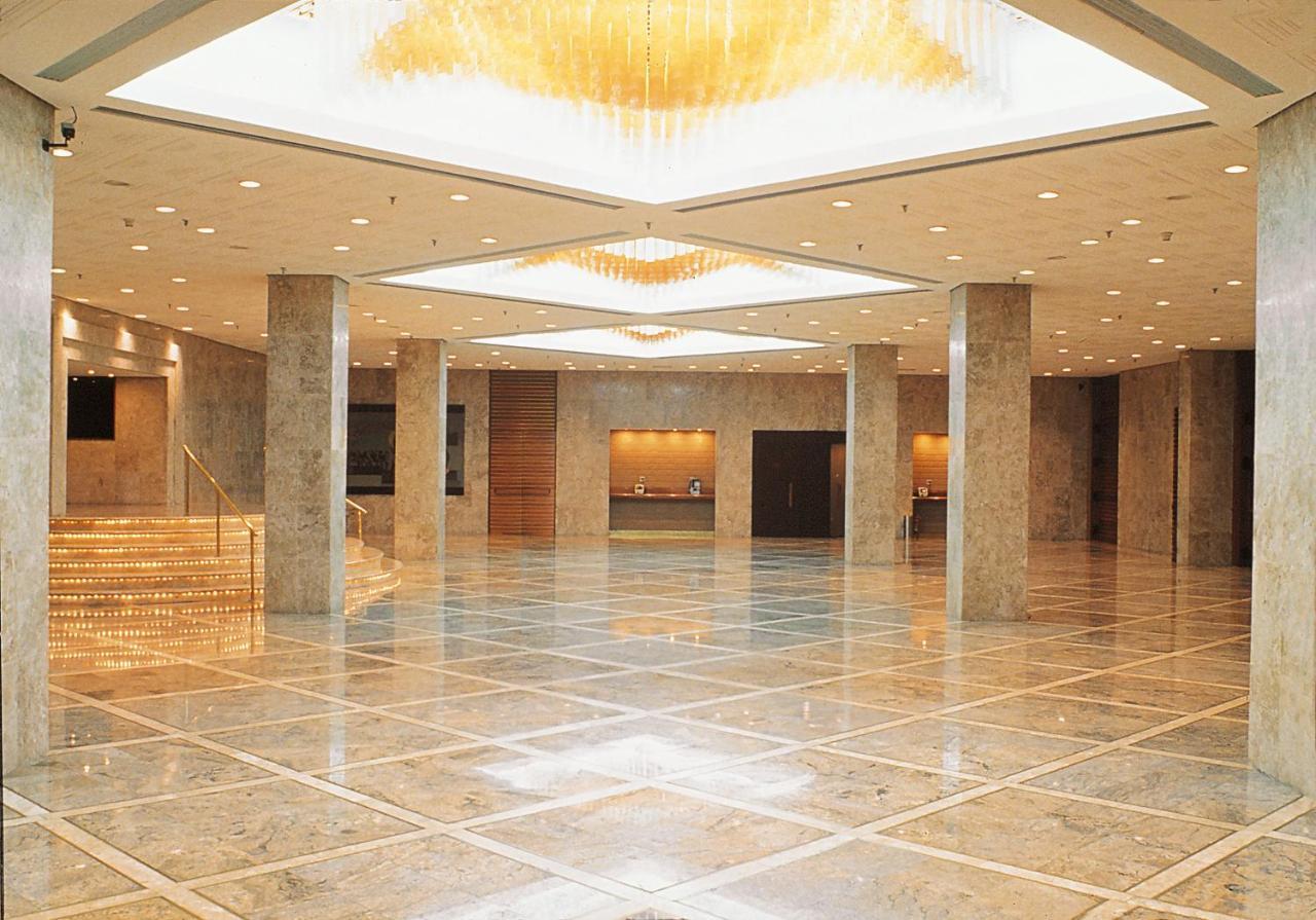 Hotel Transamerica São Paulo Exteriör bild The lobby of the National Museum of Singapore