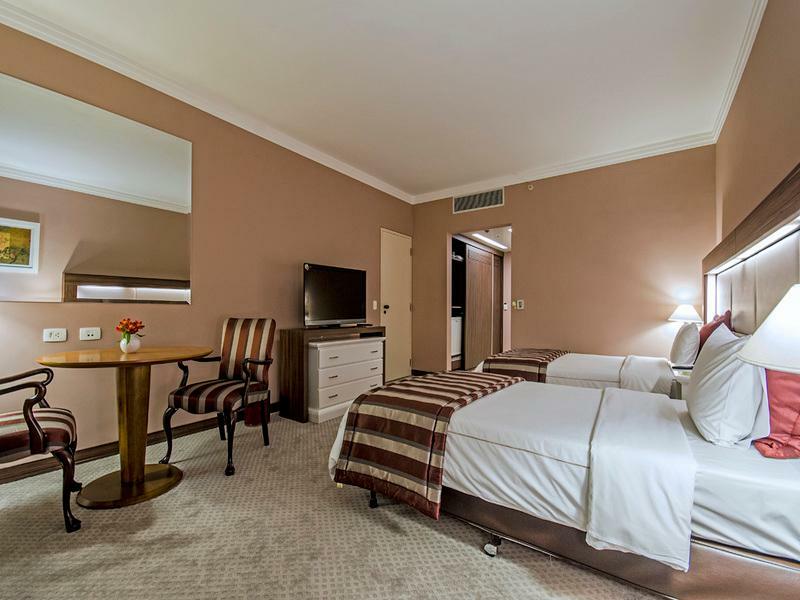 Hotel Transamerica São Paulo Exteriör bild A room at the hotel